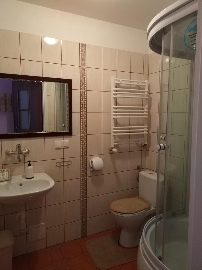 Palac Ogrodowa Тарновске Гори Екстериор снимка