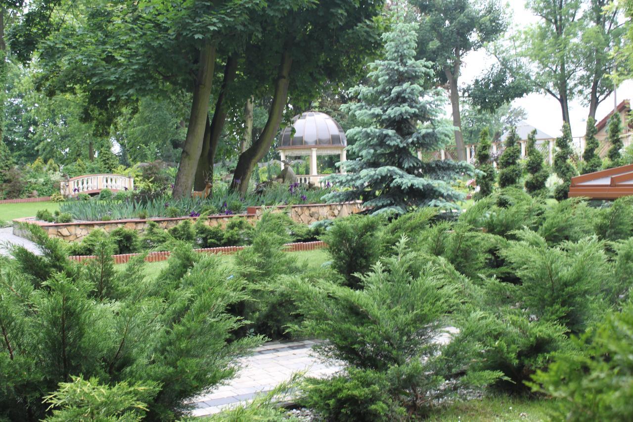Palac Ogrodowa Тарновске Гори Екстериор снимка